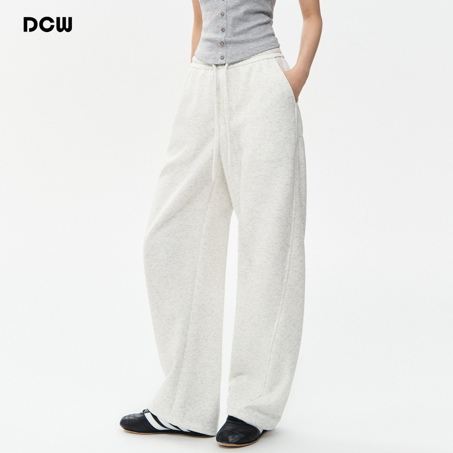 DCW休闲运动长裤女宽松显瘦跑步健身阔腿裤普拉提训练瑜伽弯刀裤