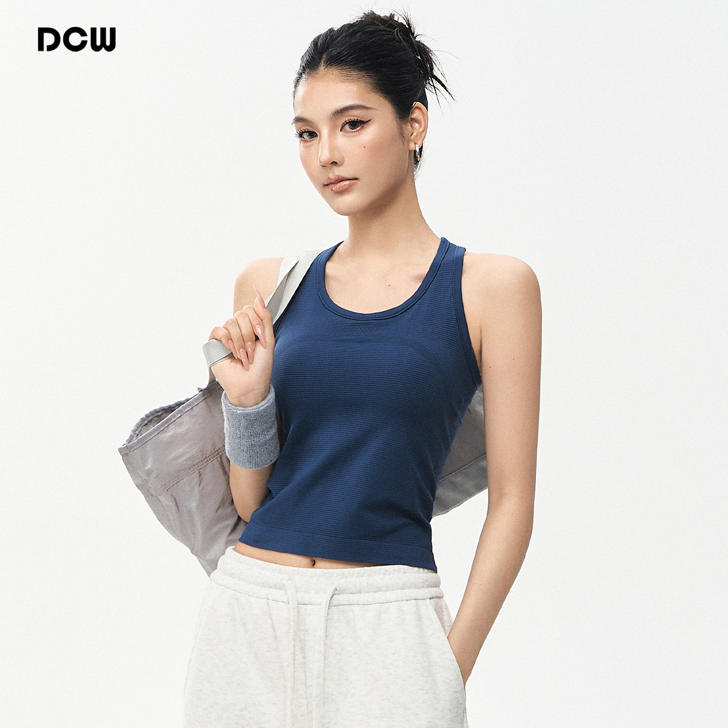 DCW跑步运动背心女外穿一体式防震无袖健身衣普拉提训练瑜伽内衣,运动服/休闲服装,运动背心,淘宝优惠券,粉丝福利购,淘宝优惠卷