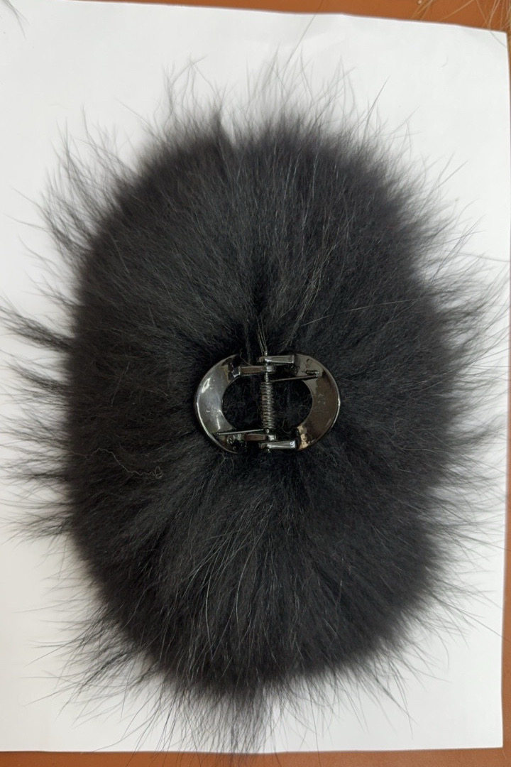 2025新款真毛大抓夹貉子毛狐狸毛高级鲨鱼夹头饰