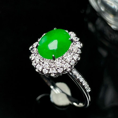 特价小夏珠宝18K金南非钻镶嵌缅甸天然A货翡翠冰种阳绿蛋面戒指