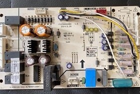 美的空调配件 V-KOK120-SXX-A[MB95F698K] 电脑板 17127000000960