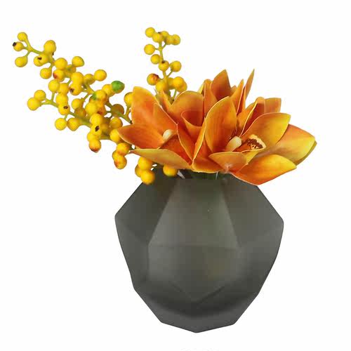 不饰花瓶花艺价格 不饰花瓶花艺图片 星期三