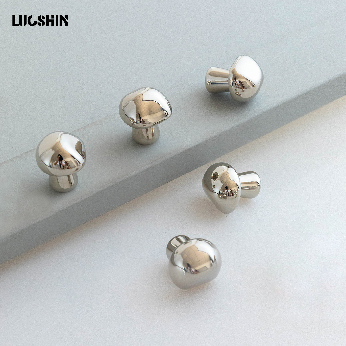 钛银色实心单孔衣橱柜门抽屉拉手黄铜把手中古风实心铜小拉手