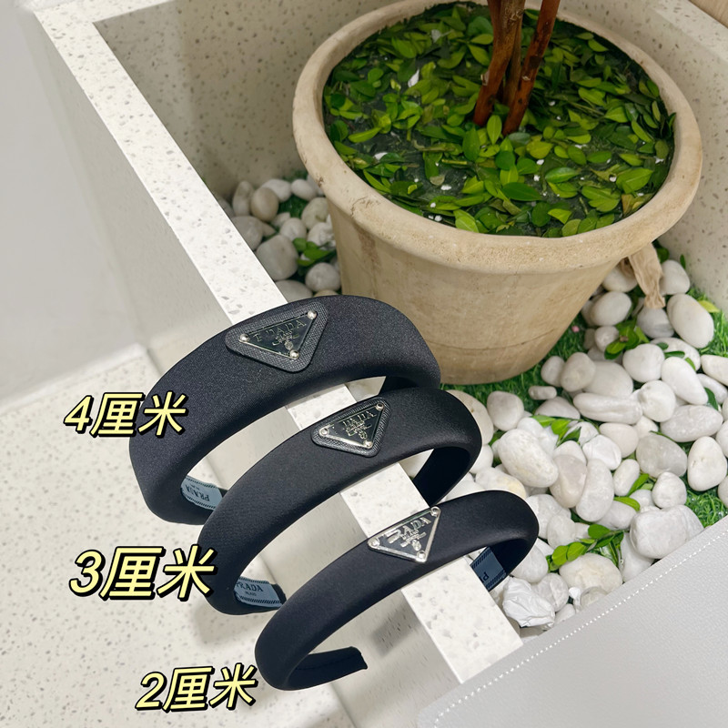新款P三角金属标细边海绵发箍黑色缎面高品质头箍欧美高颅顶发饰