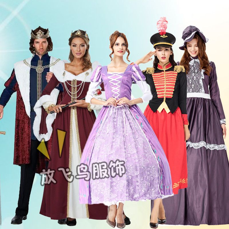 万圣节cosplay舞台表演国王皇后