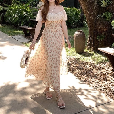 不火安妮蕾丝花边领鱼骨收腰碎花连衣裙女微胖大码甜美系公主裙