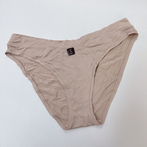 莫代尔舒适透气三角裤简约弹力纯色女内裤中腰三角裤