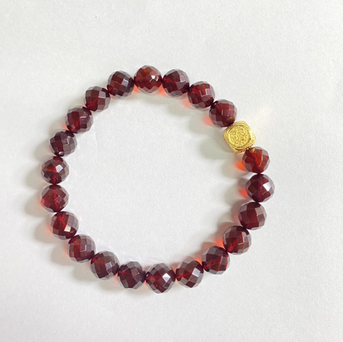 【慕斯格瑞】血珀切割面方块手串HL0021122025