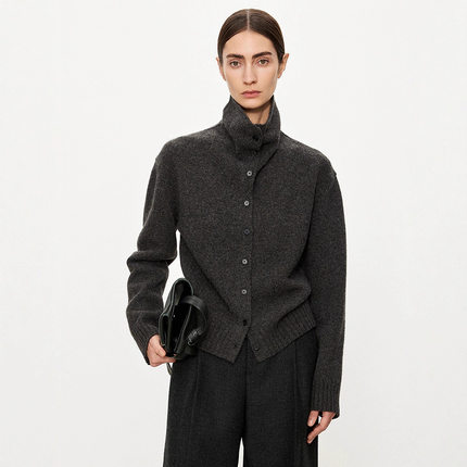 TH～ROW 小众极简风绵羊毛毛衣女随性多穿纽扣沙漏领倒T高领开衫