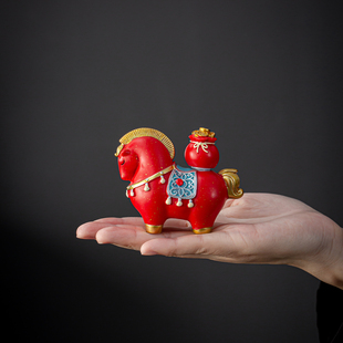 国潮马上有钱小马元宝可旋转马年摆件招财茶宠办公室桌面可爱手办