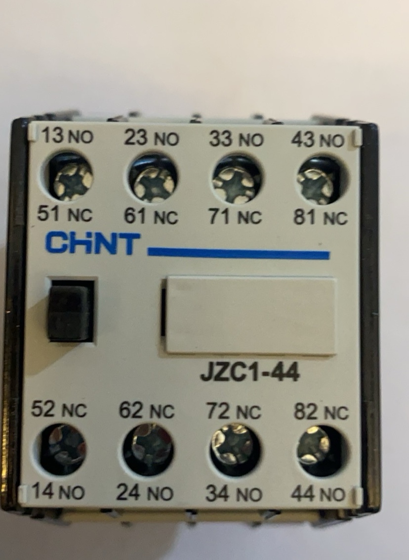 正泰接触器式中间继电器JZC1-44 AC220V 380V 44E交流10A 24V