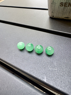 天然独龙玉冰飘花珠子可做配珠可串手串8.8mm尺寸左右