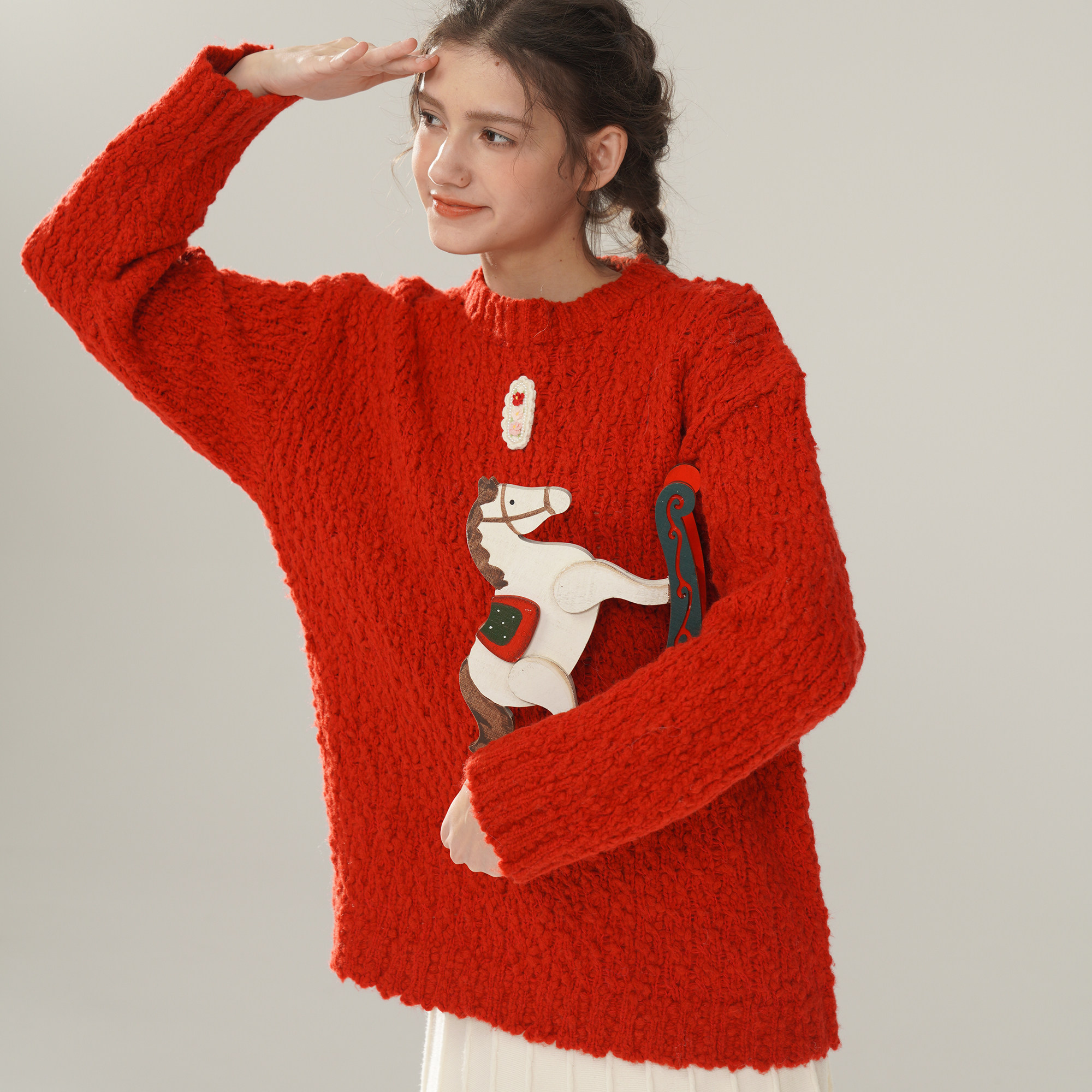 脸儿艺 中国红新年圣诞元旦 手工绣花钉珠 圆领套头毛衣