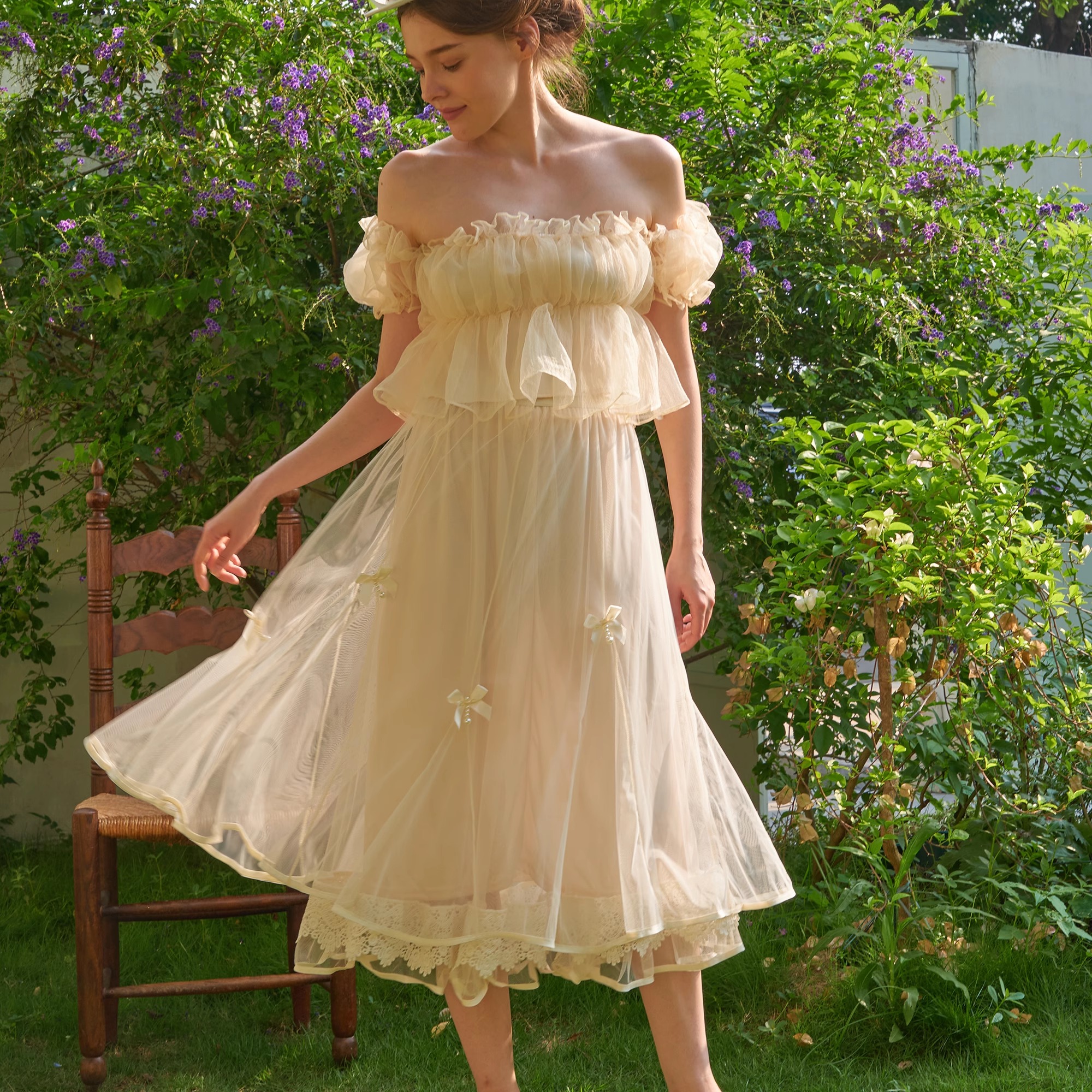 脸儿艺大摆杏色蝴蝶结纱网半身裙