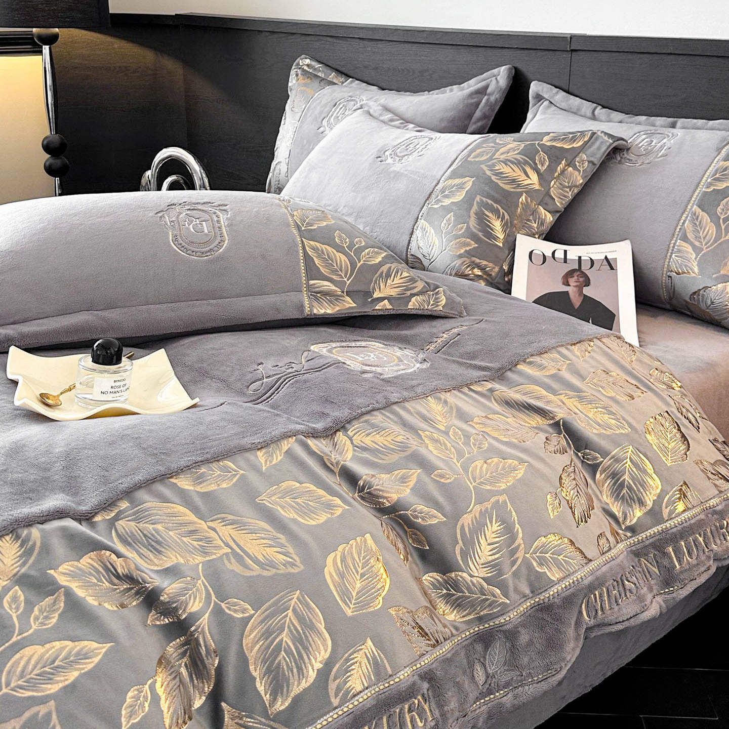 A类母婴级轻奢高级感牛奶绒四件套冬季加厚珊瑚绒刺绣被套床品笠4