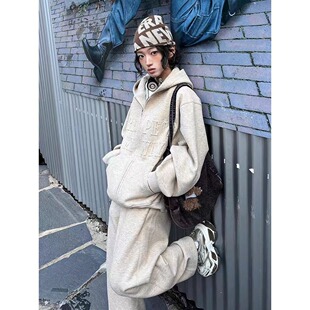 学院风运动服套装女秋冬季宽松减龄卫衣两件套潮牌原宿风潮流痞帅