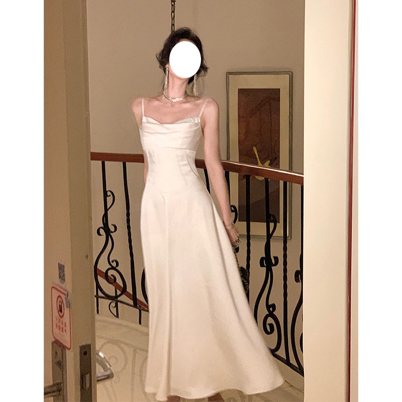 白色吊带连衣裙女装新款