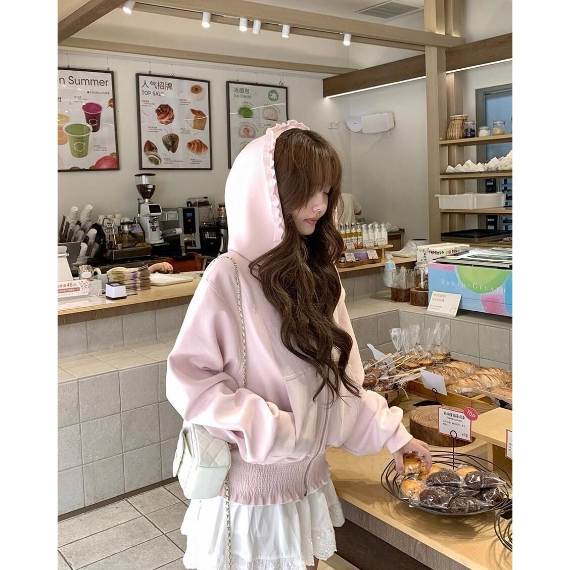 甜辣妹粉色木耳边连帽卫衣外套女秋小个子宽松收腰拉链开衫短上衣