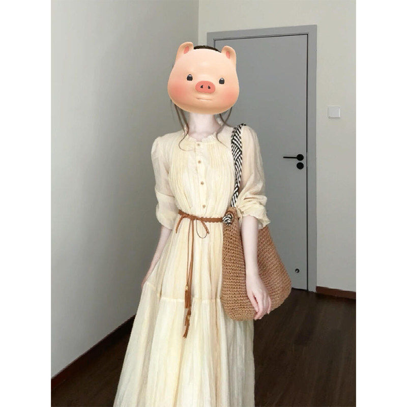 黄色花边圆领半袖连衣裙