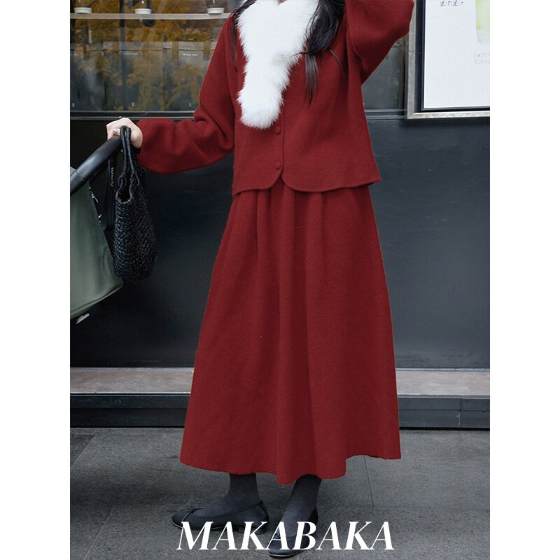 轻奢感 大红色上衣显瘦半身裙子 可拆卸毛领针织衫+半裙套装女