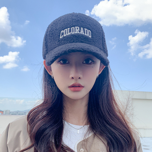 帽子女款2025新款秋冬季款棒球帽保暖显脸小大帽檐羊羔毛绒鸭舌帽