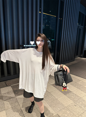 Here yaya shop 8.8 20:00 NEW 冷雾美式超酥糊纸片人随性大大t恤