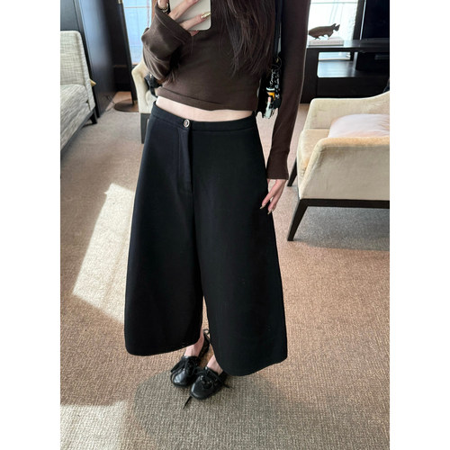 Here yaya shop ji简老钱风修饰窄胯剪裁利落ju好穿羊毛八分裤