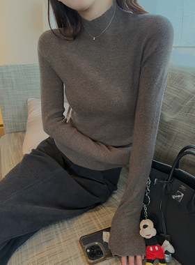 Here yaya shop 12.8 燕麦奶昔实用派无缝一体绵羊毛半高领针织衫