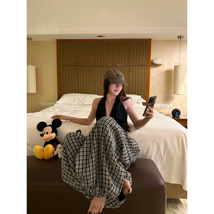 Here yaya shop遛弯格子裤酥糊又随意好驾驭藏肉肉格子收口灯笼裤