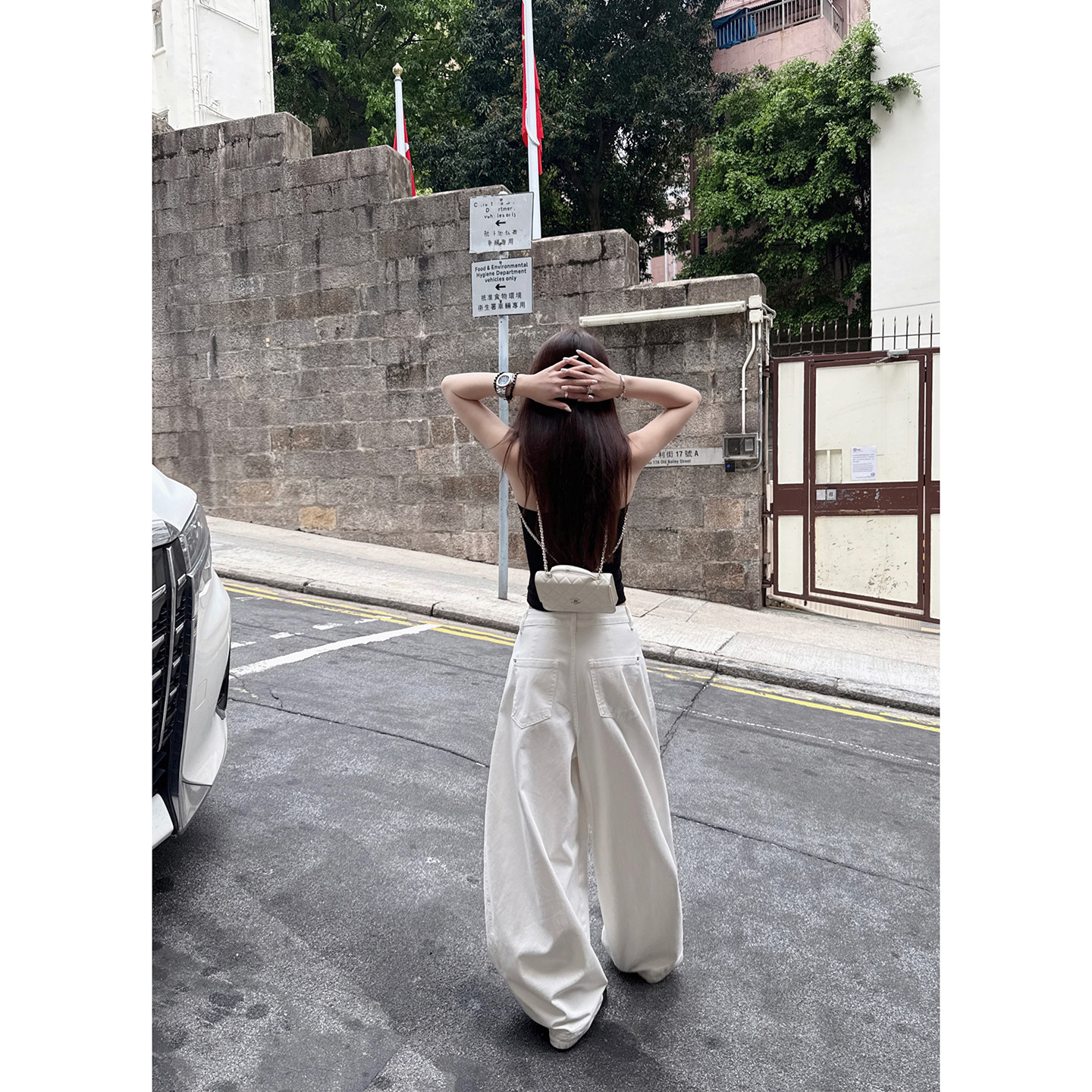 Here yaya shop 4.8 20:00牛乳白牛牛好驾驭慵懒感小版气球牛仔裤