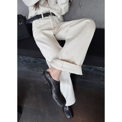 Here yaya shop 牛乳糖极简质感柔软手感山羊绒加绒直筒牛仔裤