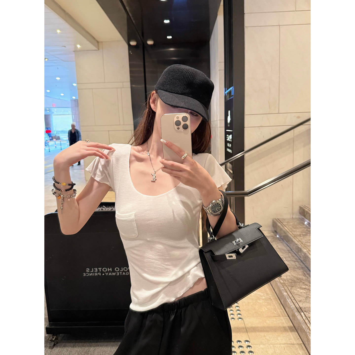 Here yaya shop 云朵素颜t精致木耳边锁边工艺天丝羊毛口袋经典t