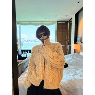 Here yaya shop 10.7 姜汁软糖特种机器重工麻花20%羊毛立领毛衣