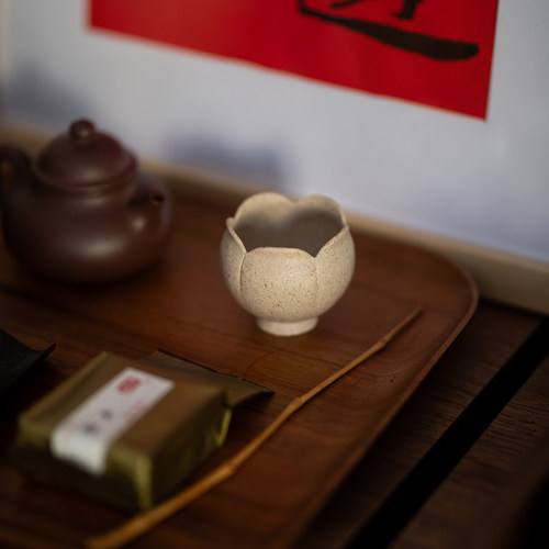 高端宜兴紫砂茶杯 原创 小清新 优雅 花苞杯 白玉段泥 功夫茶