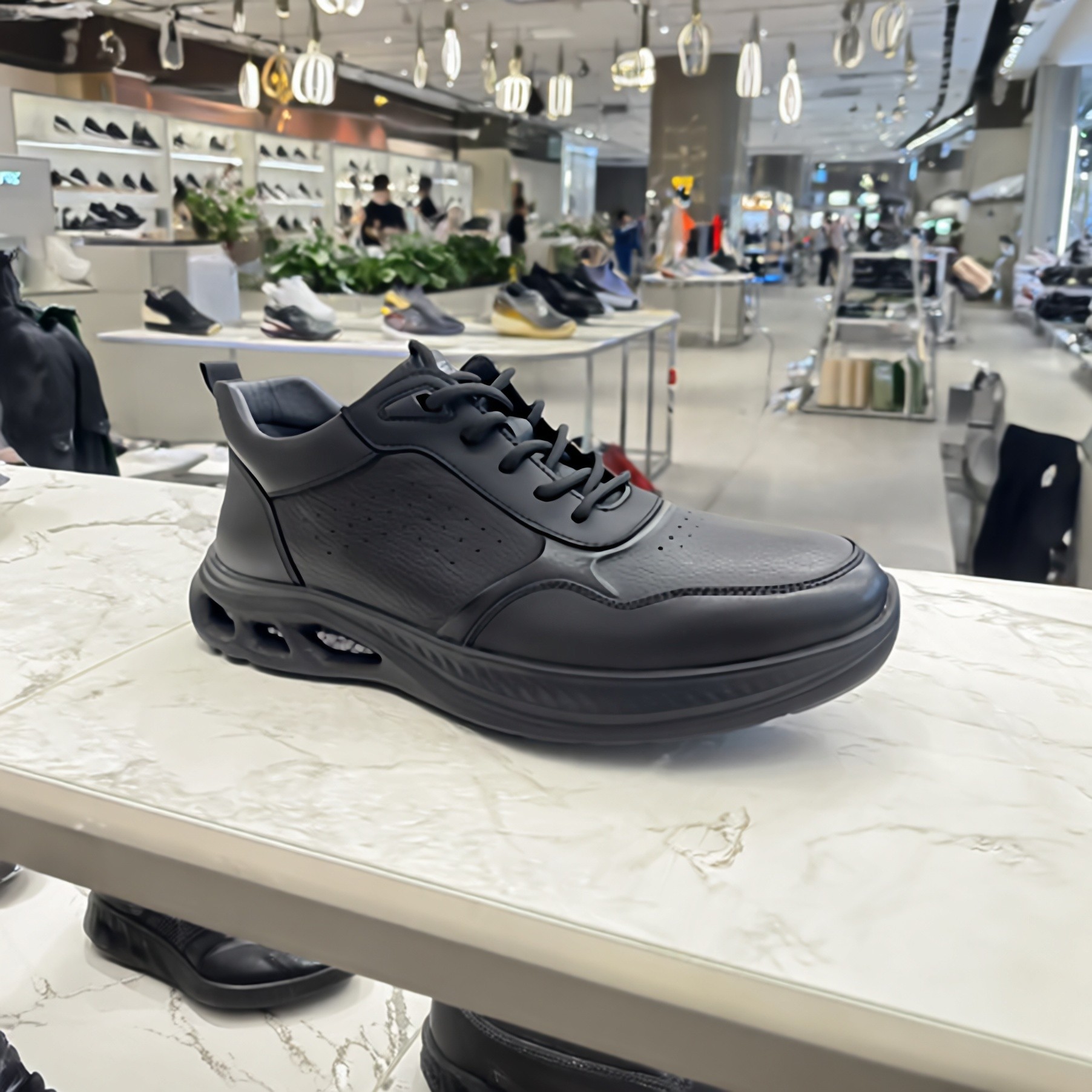 商场同款千百度冬季加绒休闲皮鞋