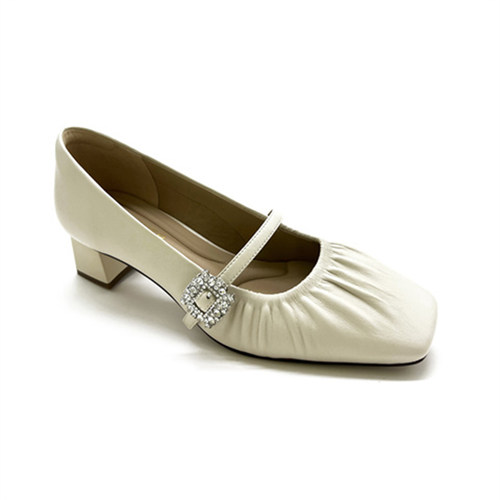 千百度商场同款正品浅口单鞋