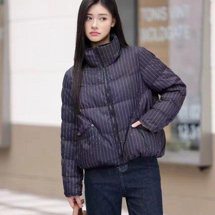 2025冬季新款羽绒服白鸭绒短款保暖条纹立领无帽时尚潮流女装拉链