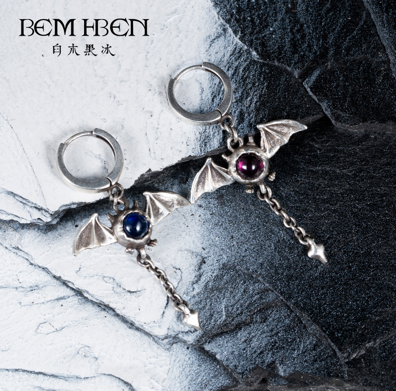 小恶魔高级复古纯银银耳坠