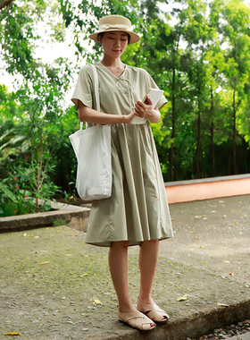 掂量女装 新中式优雅灰绿色盘扣V领短袖连衣裙女文艺H2W04Q10463