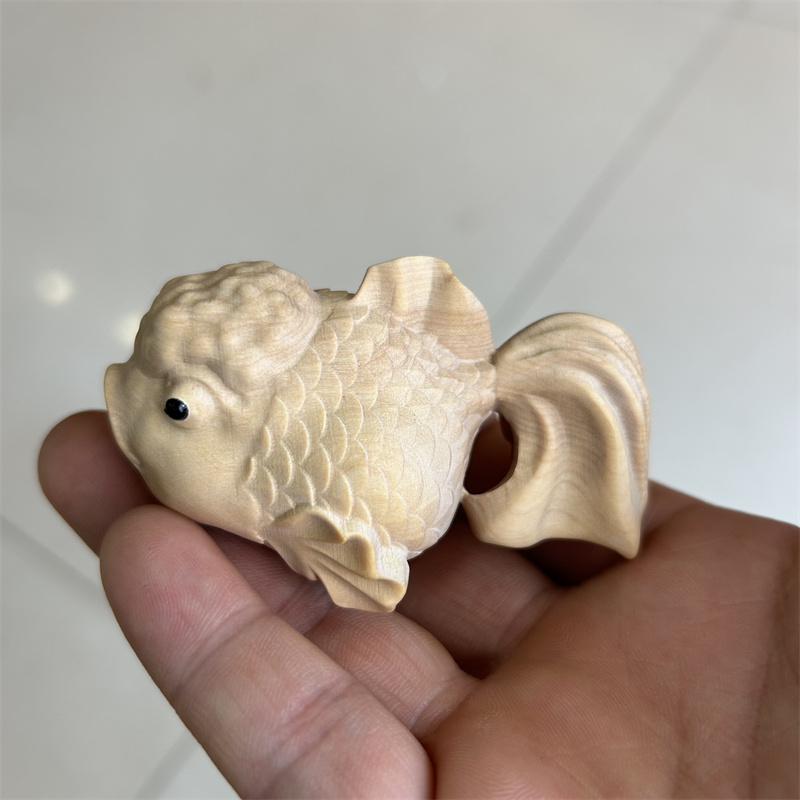 金鱼手把件黄杨木雕年年有余
