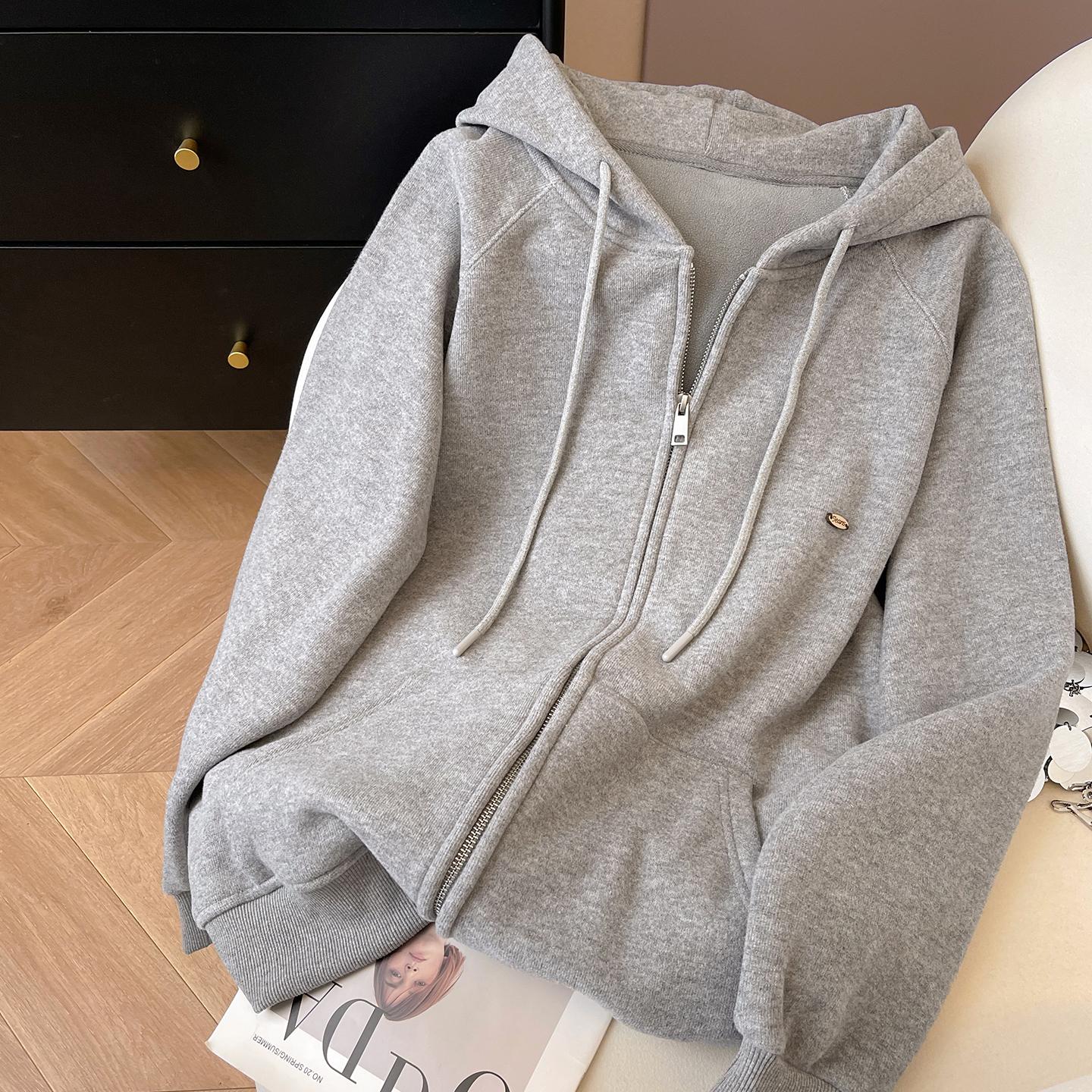 加绒宽松休闲连帽卫衣外套女新款