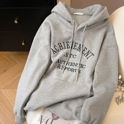 加绒宽松休闲字母刺绣连帽卫衣女
