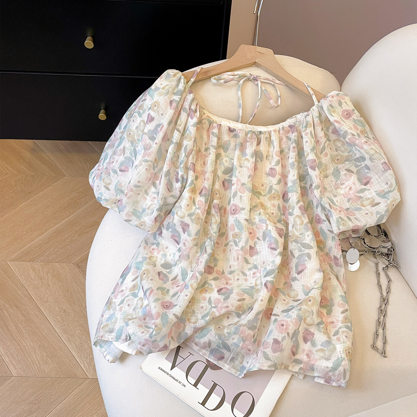 小C家 法式碎花泡泡袖娃娃衫女2026新款夏一字肩短袖挂脖露肩上衣