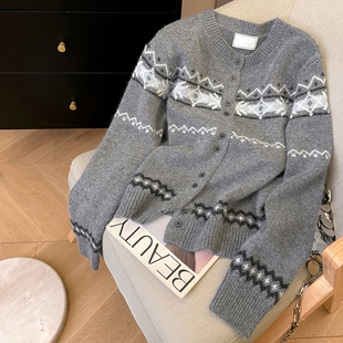 小C家 复古费尔岛提花毛衣女款2025新款冬季浣熊绒羊毛衫针织开衫