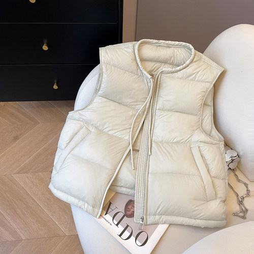 休闲圆领排骨羽绒马甲女2025新款