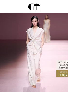 [秀场同款]COMME MOI吕燕设计师淡人V领无袖纽结上衣女