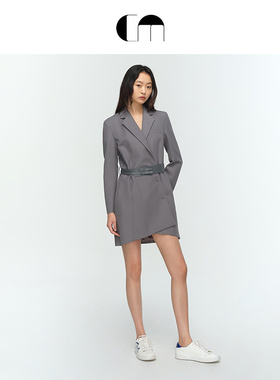 COMME MOI吕燕设计师早春女装高级灰色不对称西装连衣裙