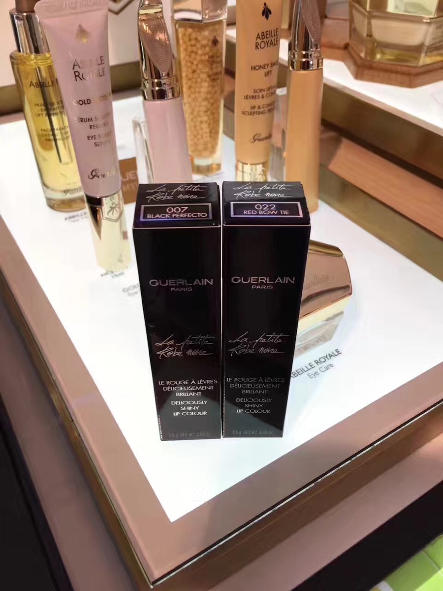 ÉúÉúÂèÔÚÏã¸Û Guerlain½¿À¼1 6Äê´º¼¾Ð¿îСºÚȹÎÒµÄÏã·Õ´½¸à¿Úºì