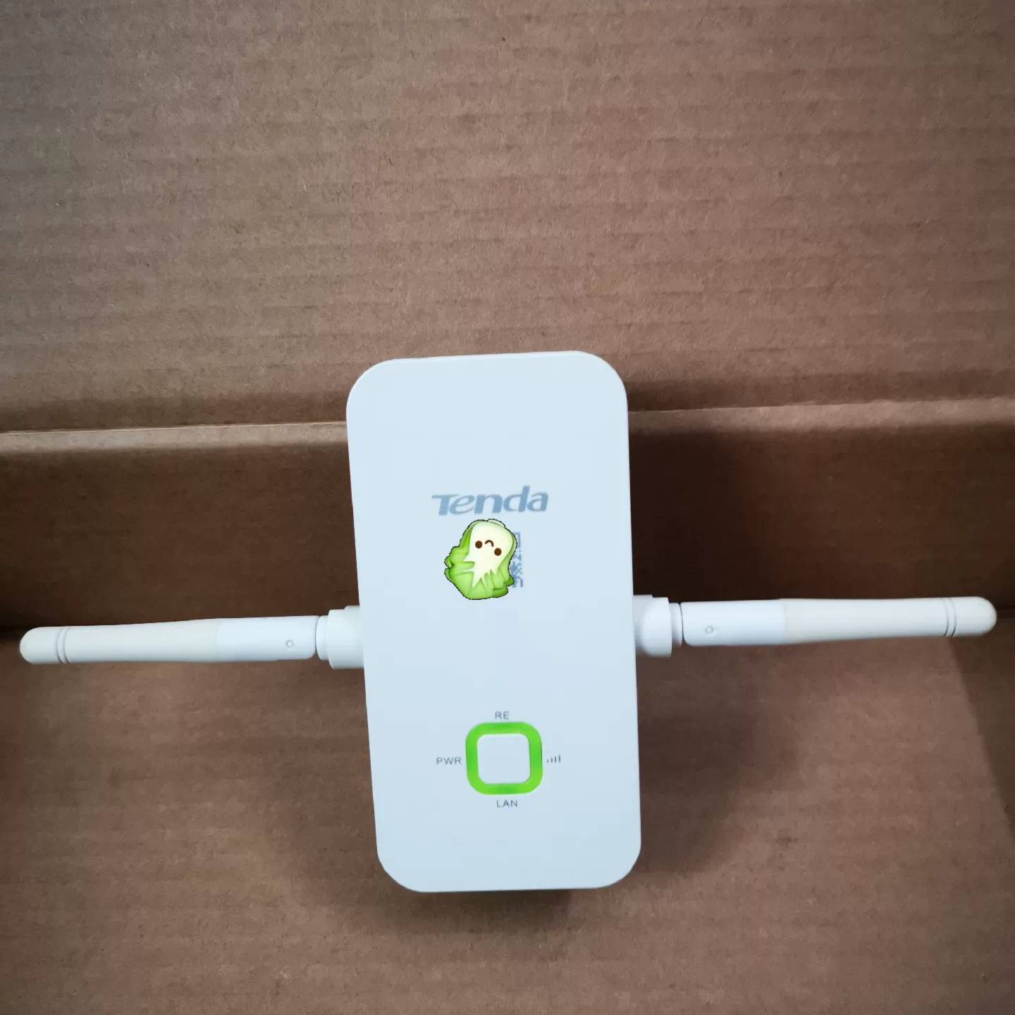 可维修腾达A301无线wifi信号放大器 宝贝成色如图，网口干净，?