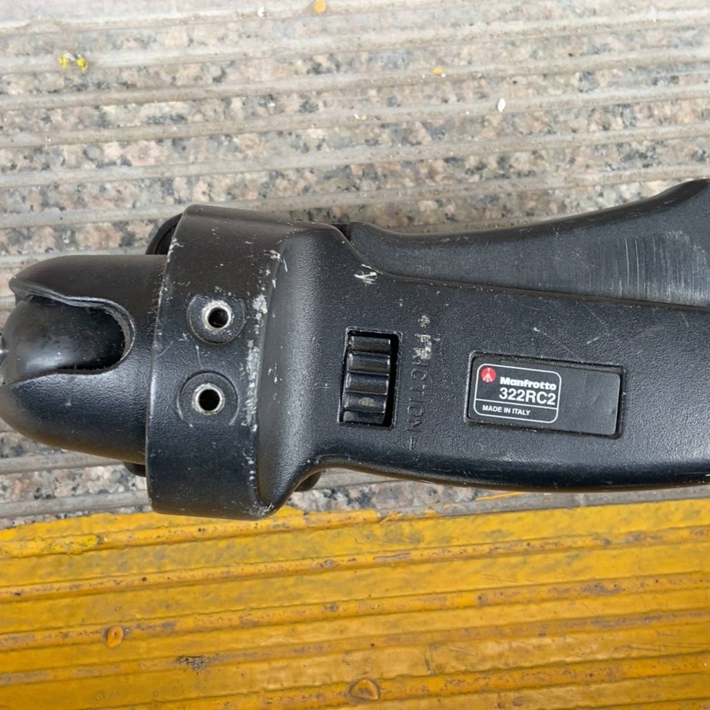 可维修曼富图 manfrotto 322RC2水平手柄控制球形云台议价